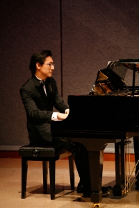 Piano accompany - Danny Lai
