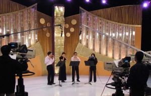 Performed in Cultural Plaza Programme boardcast on TVB Jade on 19 June 2011